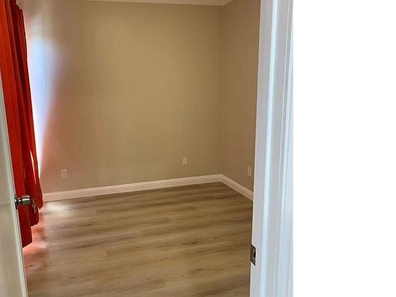 5th image of 1931 Jennings St