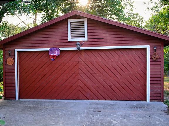 3rd image of 22931 Shady Forest Dr
