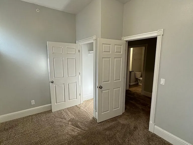506 N Cascade Avenue — Photo 20
