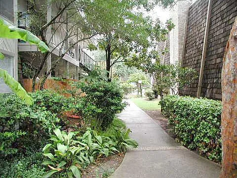 The Crest Apartments — Photo 33