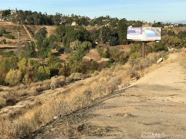 16440 Mockingbird Canyon Rd, Riverside, CA 92504