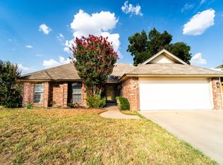 1455 Oakwood Dr, Stephenville, TX 76401