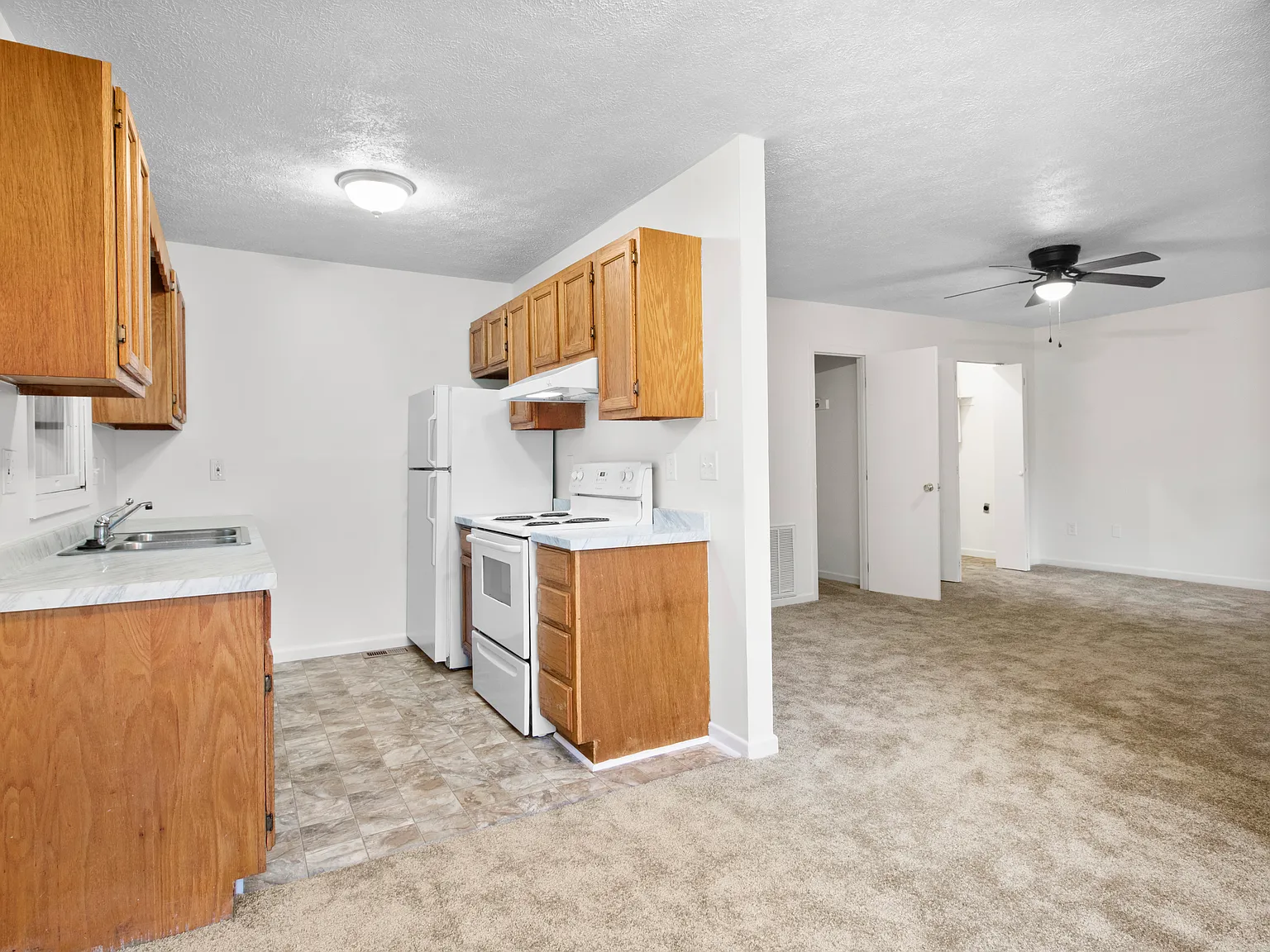 2 bed, 875 sqft, $1,500 — Photo 3