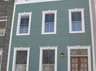 81 Hall St, Brooklyn, NY 11205