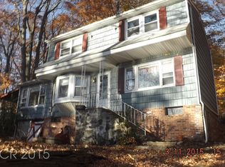 51 Lakeside Dr, Highland Lakes, NJ 07422