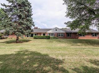 4 E Sherwood Dr, Saint Louis, MO