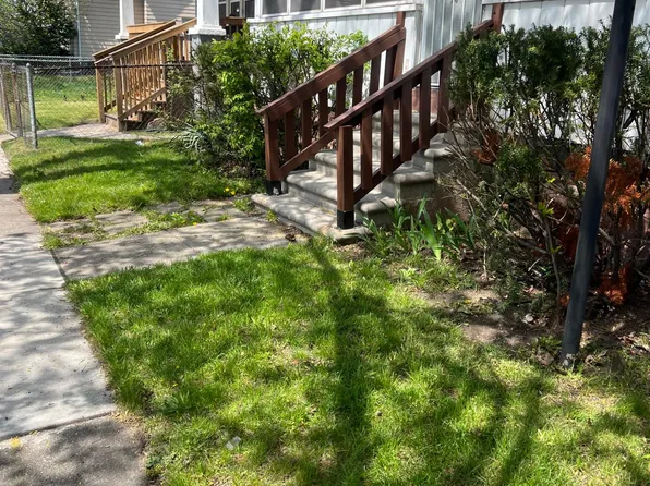 19 E James St, River Rouge, MI 48218
