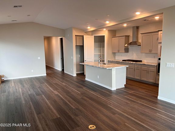 3rd image of 8898 N Pacific Park Dr