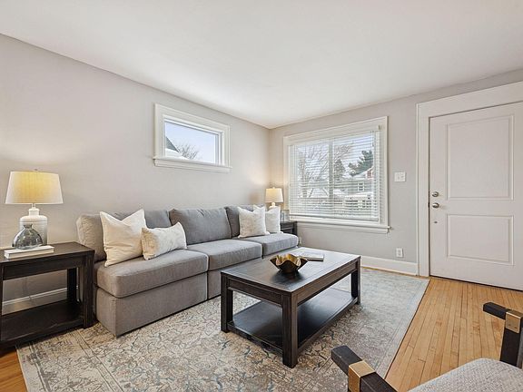 4th image of 1275 Niles Ave