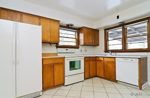 3rd image of 1024 Hillside Ave