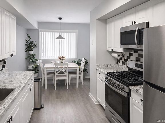 4th image of 236 Steuben Street Unit A