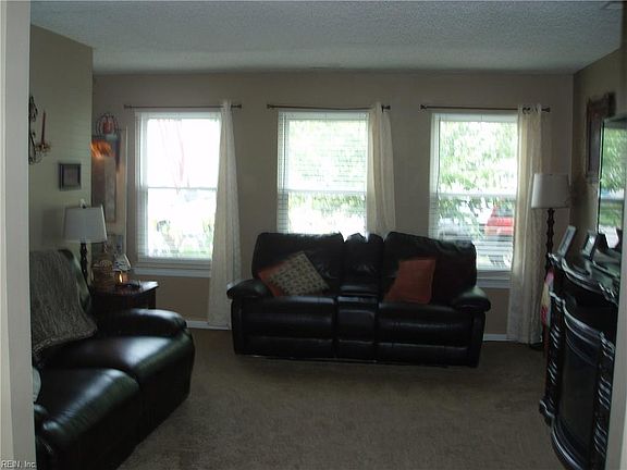 5th image of 5608 Mason Neck Ct