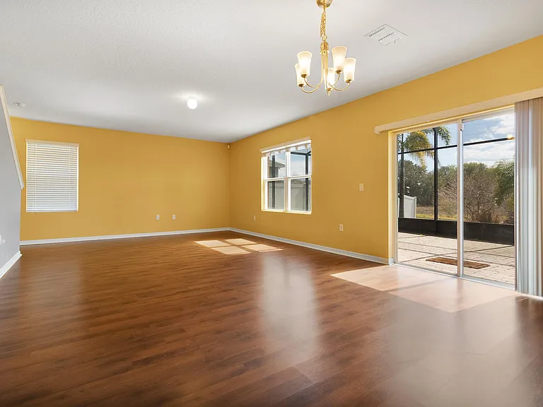104 Country Walk Cir — Photo 10