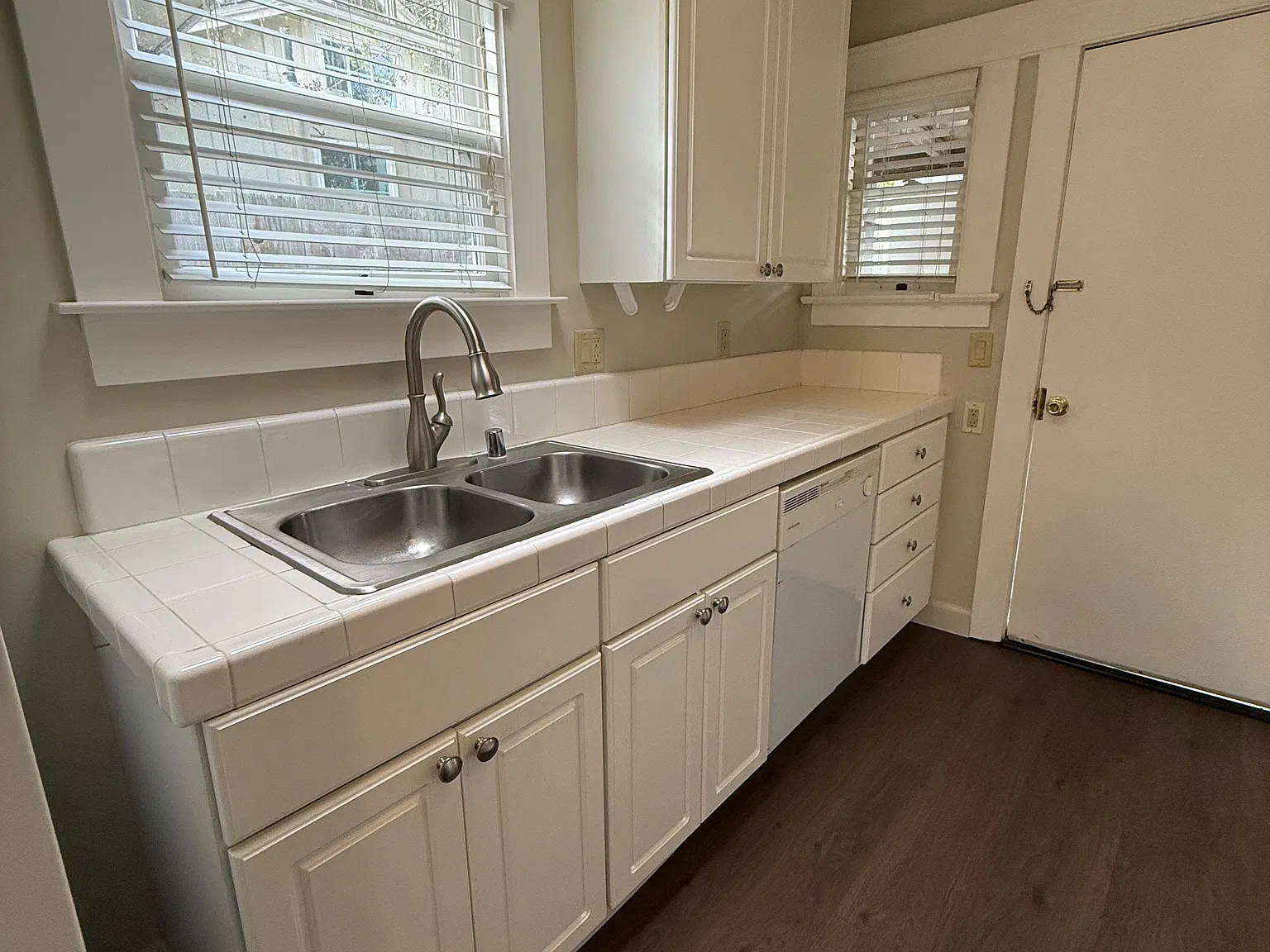 1 bed, $2,795 — Photo 4