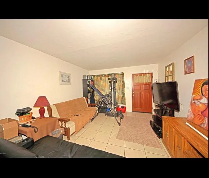 3804 E 3rd St #2 — Photo 4