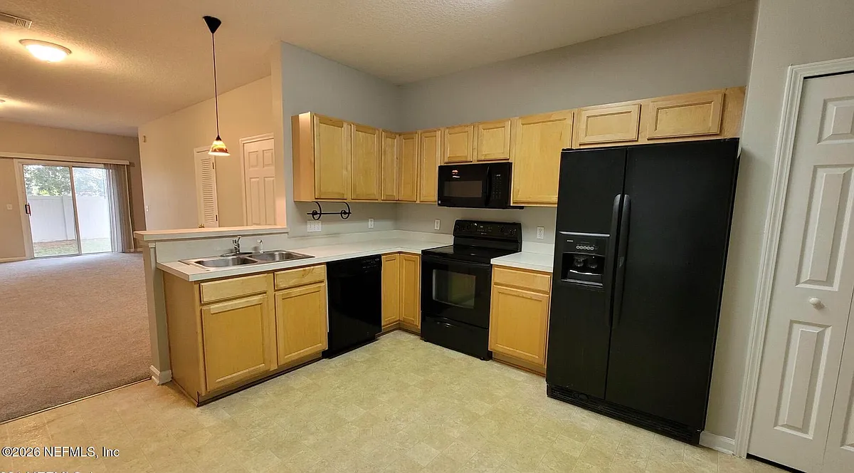 Building Photo - 505 Scrub Jay Dr