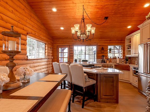 4th image of 42947 Dogwood Dr