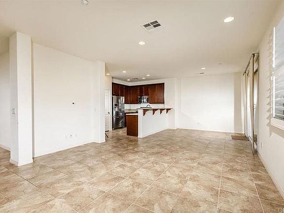 Family room / dining room