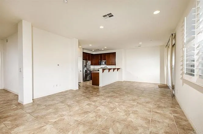 Family room / dining room