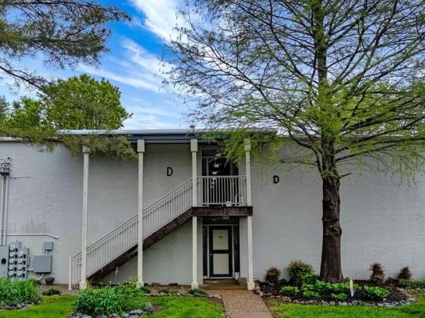 1935 Gardiner Ln APT D48, Louisville, KY 40205