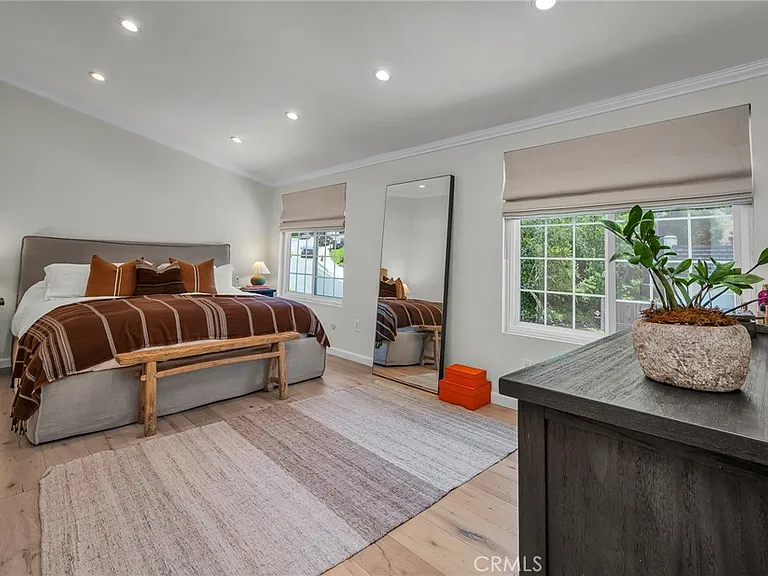 17152 Escalon Dr — Photo 21
