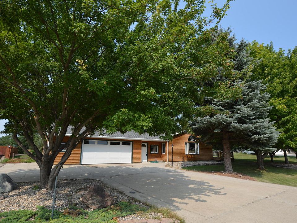 1st image of 13269 Country Dr