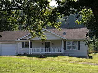 7110 State Route 83 #B, Holmesville, OH 44633