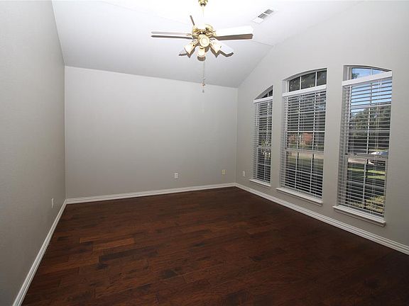3rd image of 1704 Coastline Ln