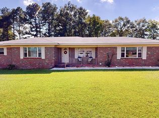 2156 Honeysuckle Rd, Dothan, AL 36301