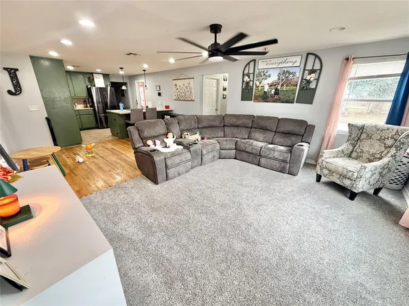 401 E Davis St, Tipton, OK 73570