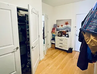 Rented by R New York