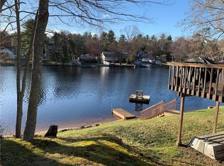 11 Three M Rd, Coventry, RI 02816