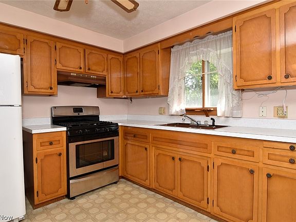 3rd image of 6531 Arbordale Ave