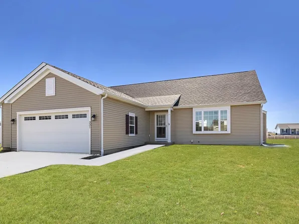 331 Savannah DRIVE, Walworth, WI 53184
