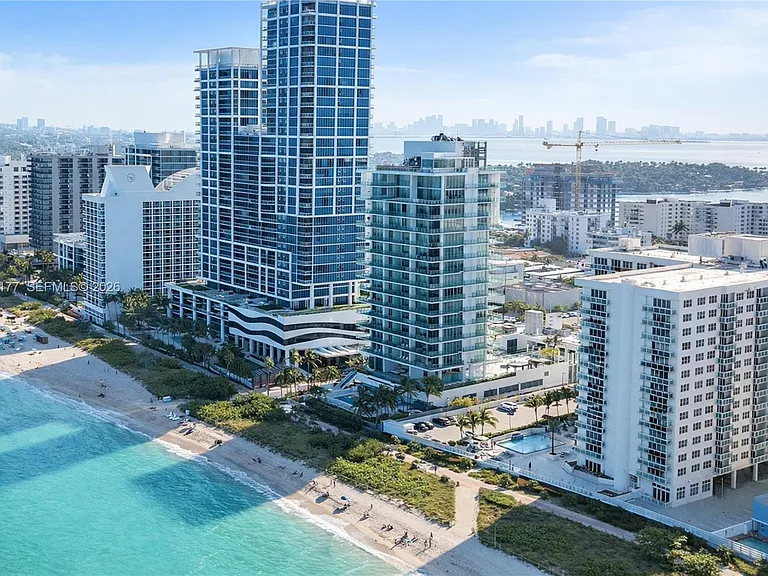 6917 Collins Ave #1611 — Photo 3