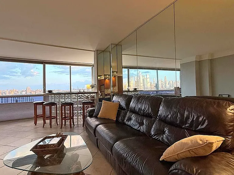 380 Mountain Rd #208 — Photo 4