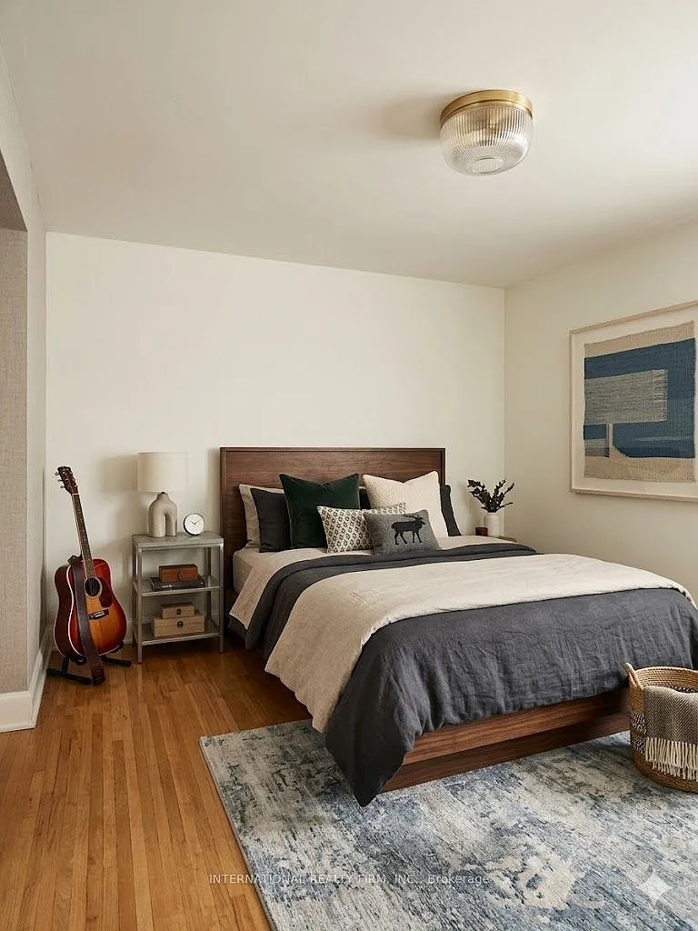 3 bed, $3,800 — Photo 2