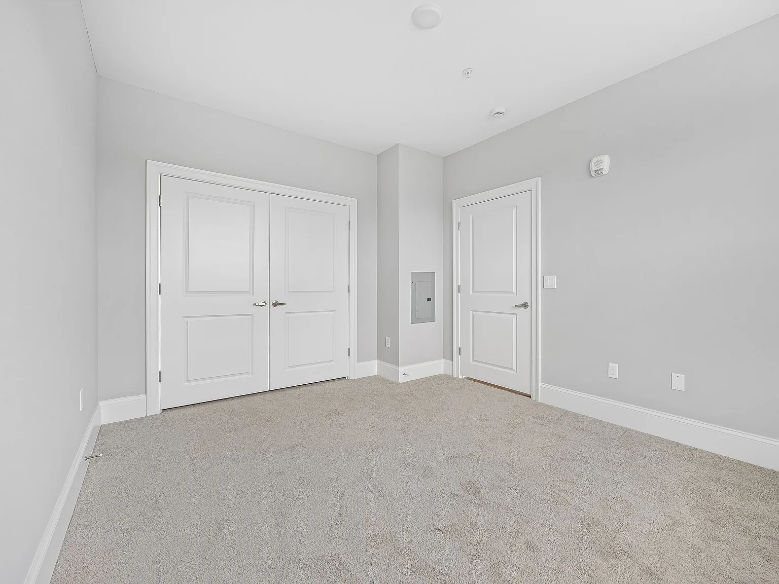 1900 Crescent Wy Unit 1942 — Photo 3