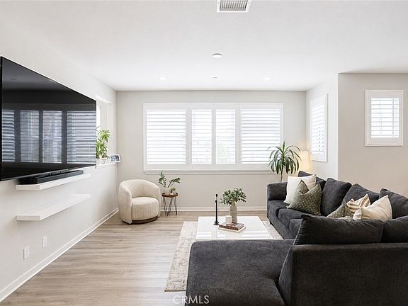 3rd image of 16218 Hollyhock Ave