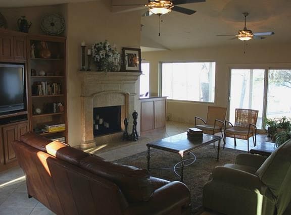 4th image of 110 Noweta Pl