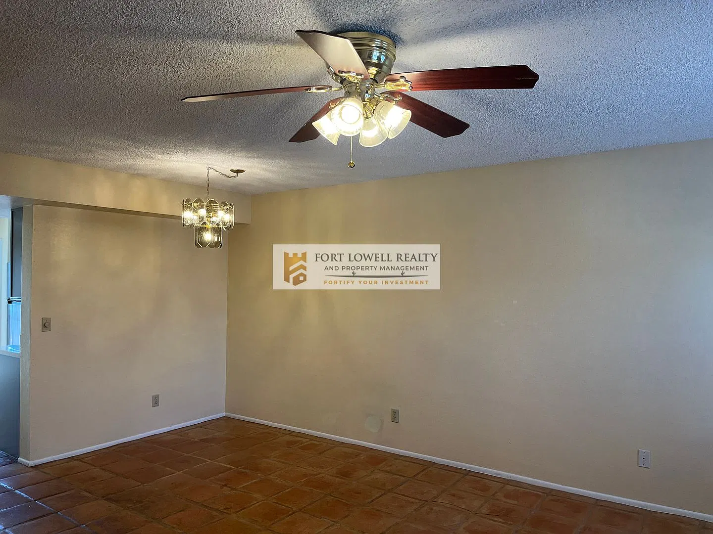 2 bed 2 bath with washer/dryer — Photo 4
