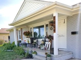 1009 N Vine St, Hoisington, KS 67544
