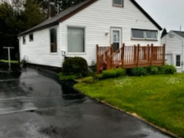 612 8th St, Cloquet, MN 55720