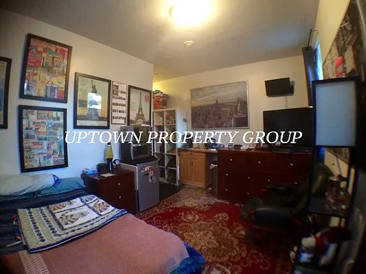 Rented by Uptown Property Group | media 19