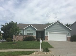 1000 Wilson Cir, Manhattan, KS 66502