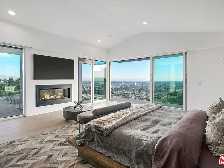 1500 Viewsite Ter — Photo 14
