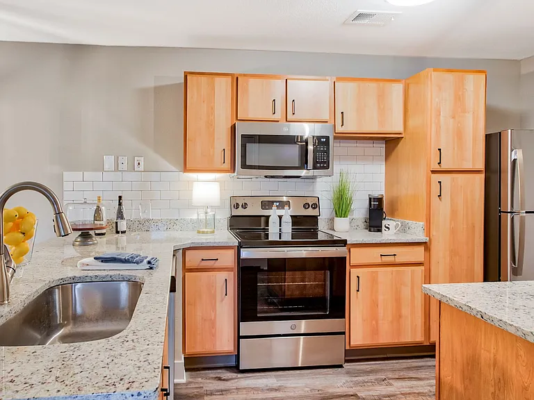 2 Bedroom - 2 Bed / 2 Bath - 988 Sq.Ft.