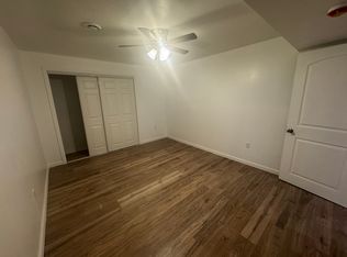 222 Expressway Dr N, Medford, NY 11763