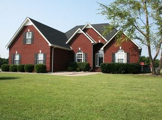 106 Iona Ct, Murfreesboro, TN 37127