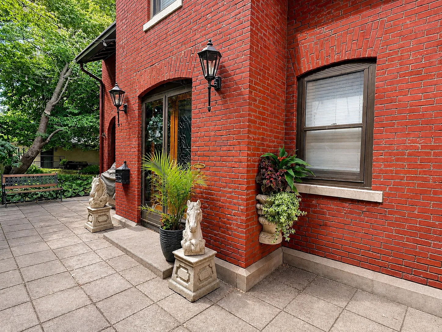 3 bed, 3000 sqft, $4,800 — Photo 1